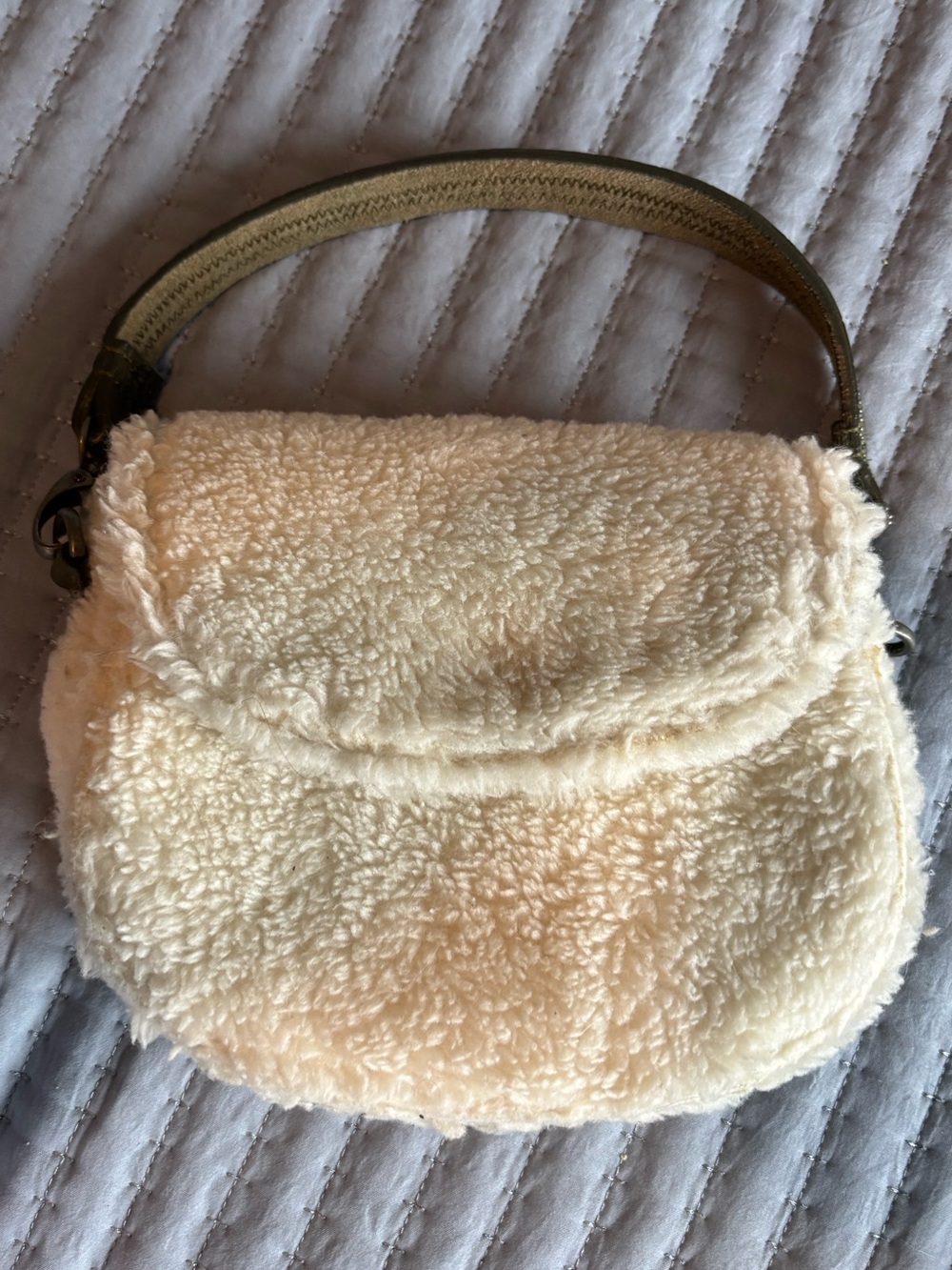 Free People Cream Sherpa Hand/Shoulder Bag Soft Faux Shearling Adj Green Strap
